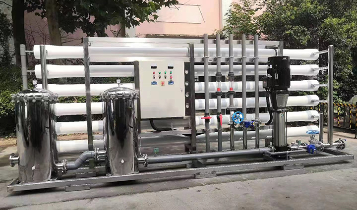 反滲透水處理設(shè)備的應(yīng)用領(lǐng)域有哪些